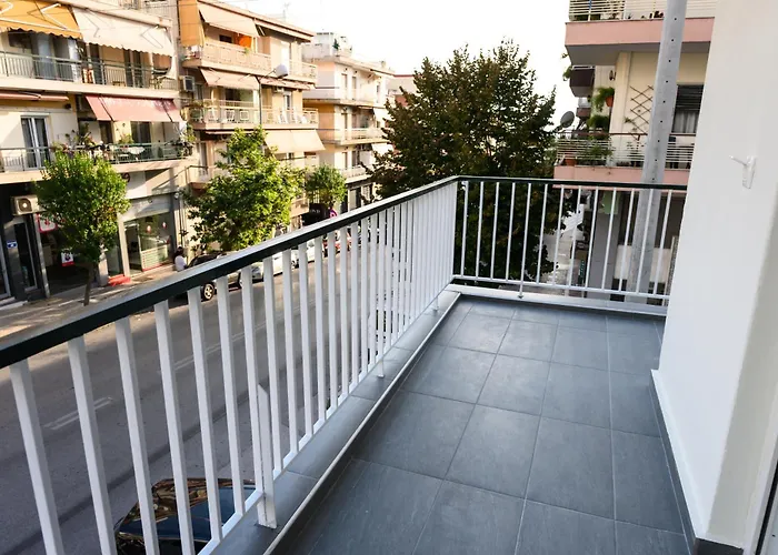 Apartment Urban Luxury Side 1 *