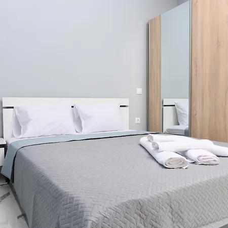 Urban Luxury Side 1 *