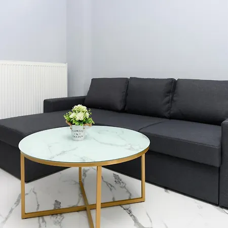 Urban Luxury Side 1 *